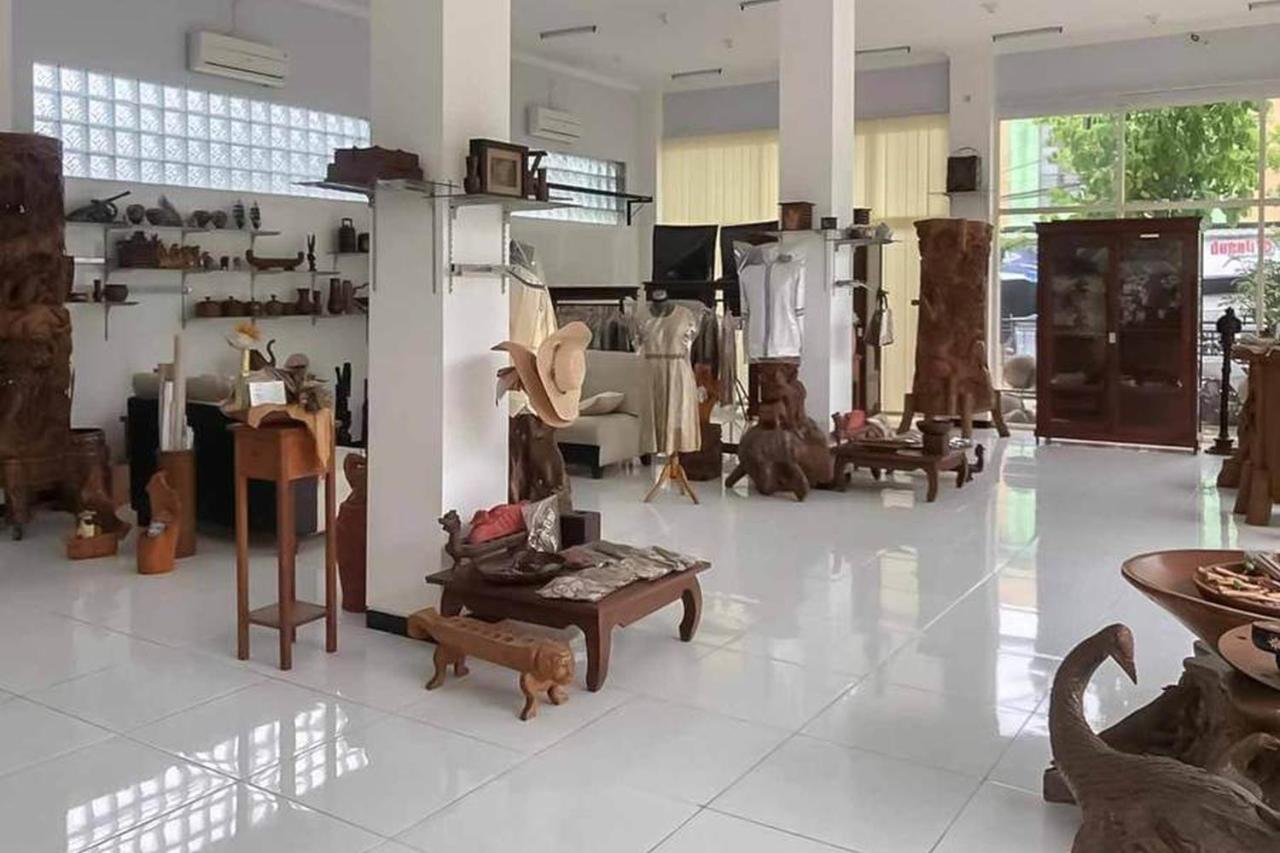 Malang Hill Syariah Redpartner Hotel ภายนอก รูปภาพ