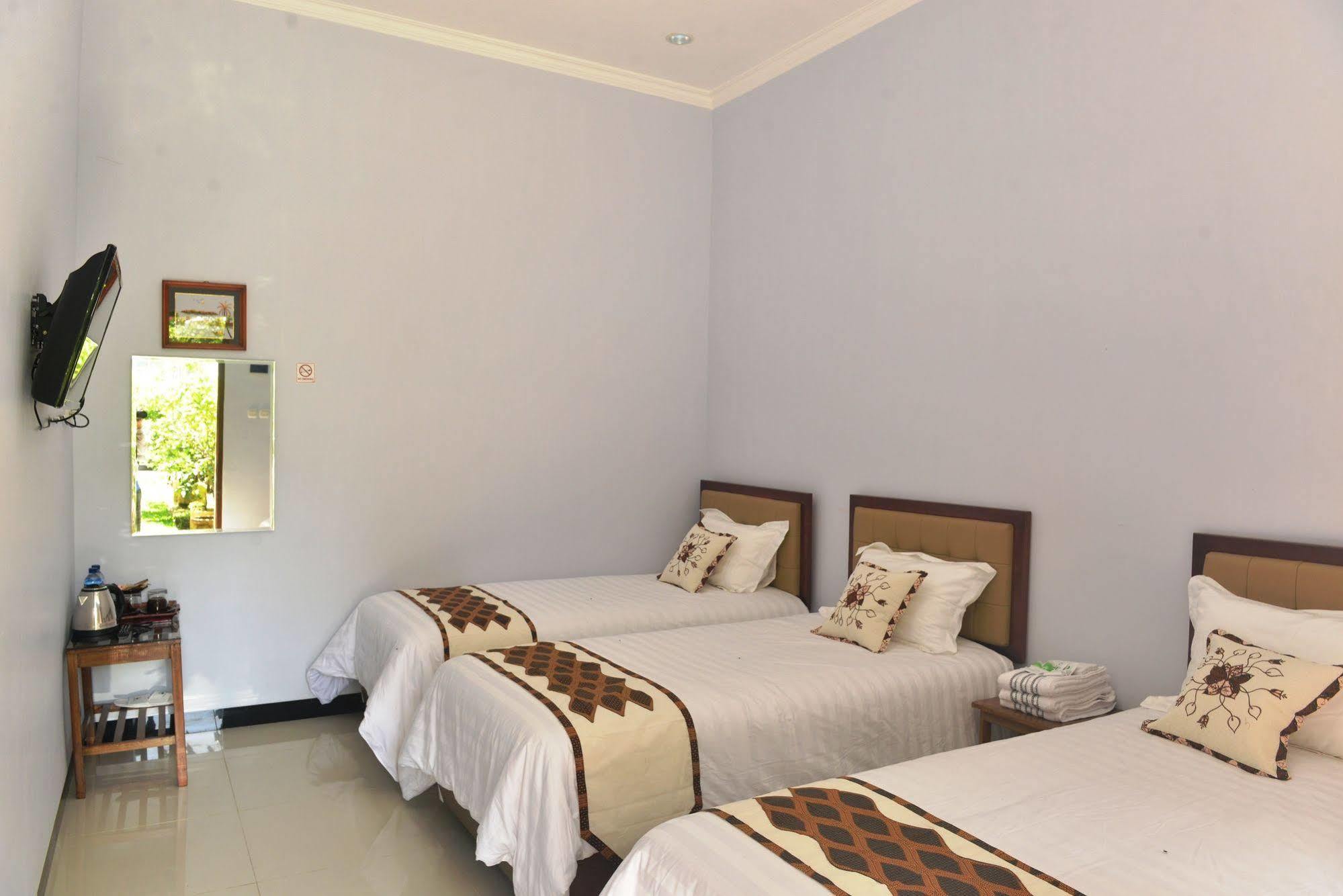 Malang Hill Syariah Redpartner Hotel ภายนอก รูปภาพ